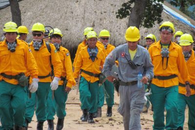 A volunteer firefighting brigade established by the nonprofit Aliança da Terra now helps protect public and private forests from wildfire. Photo by Aliança da Terra"